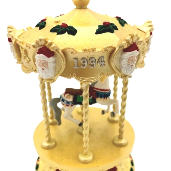 NEW! Keepsake Ornament 1994 - Picture 4 of 6